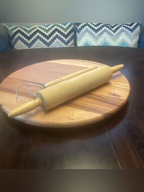Vintage | Foley Maple Rolling Pin with Ball Bearings and carved handles. EUC